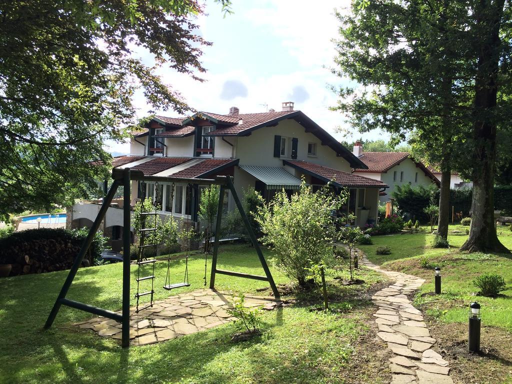 Guest House Maison Iratzean Ascain Exterior foto
